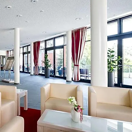 Bildungszentrum 3*