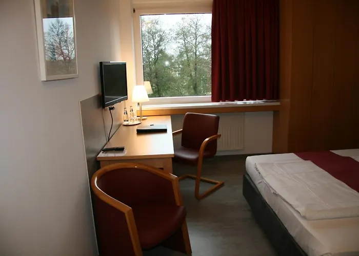 Otel Bildungszentrum 3*